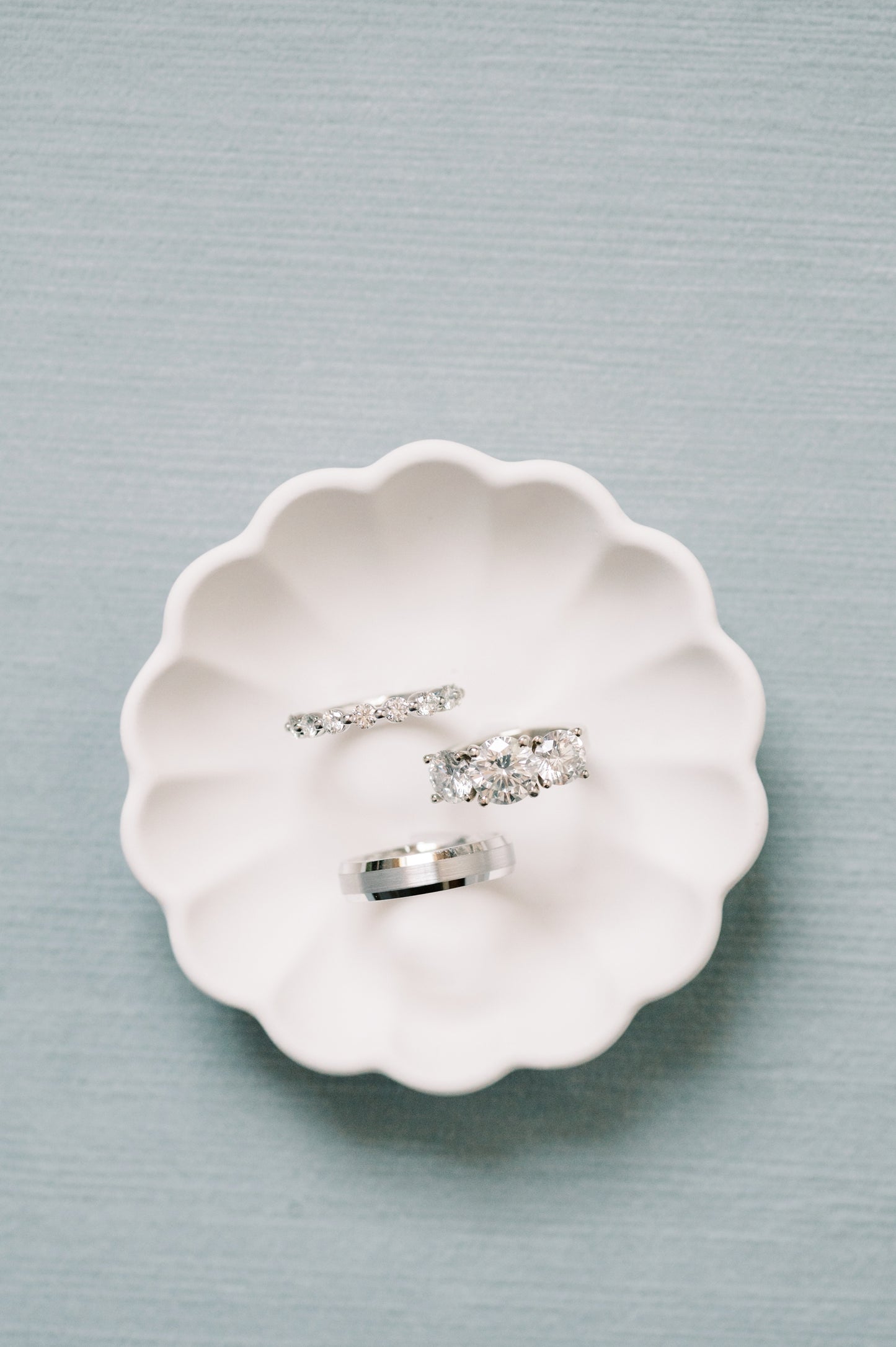 Scalloped Ring Styling Dish